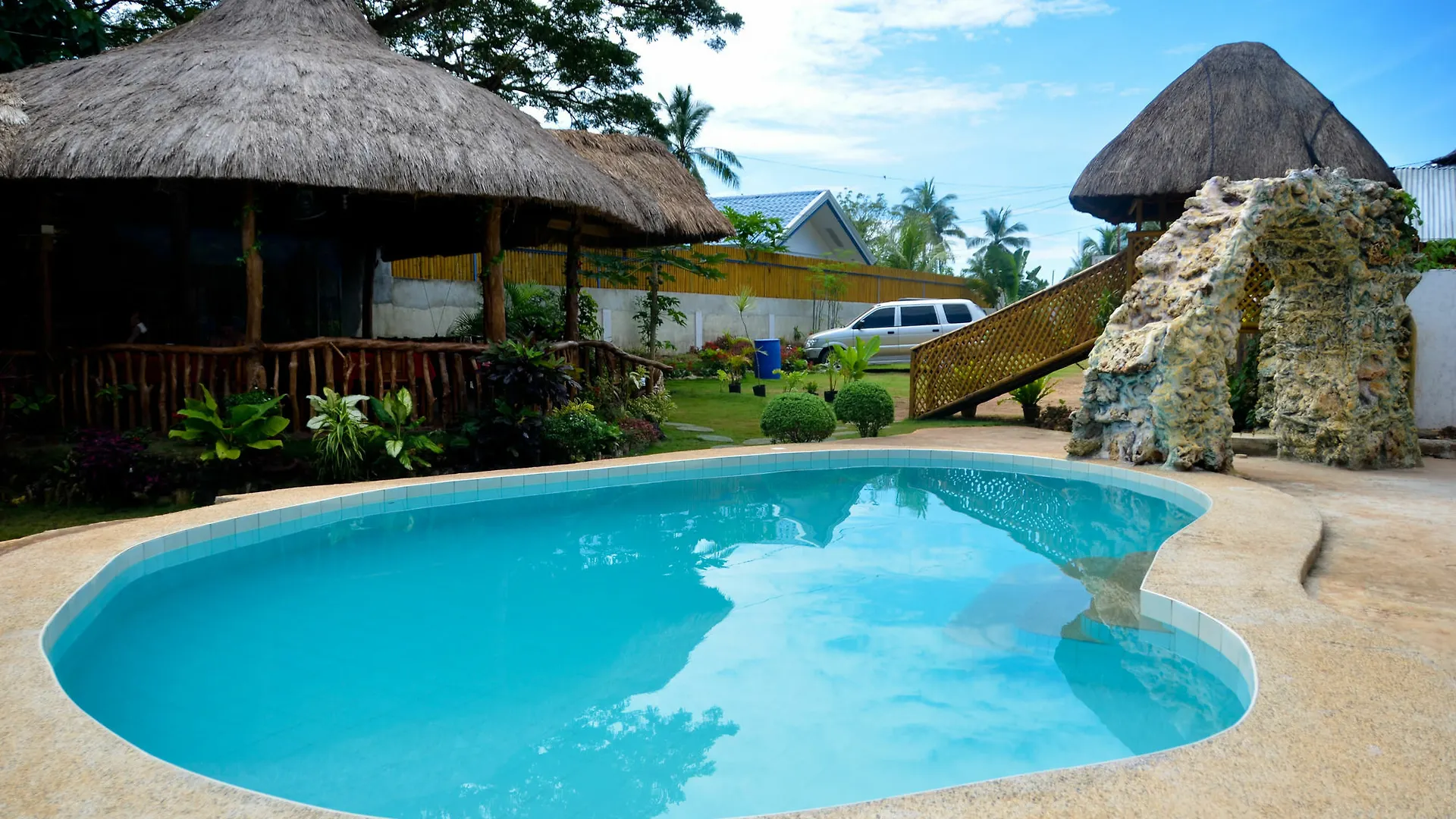 Reddoorz Plus @ Sla Divina Panglao Bohol Hotel
